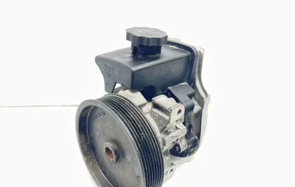 Mercedes-Benz C W203 Power steering pump A0034664101