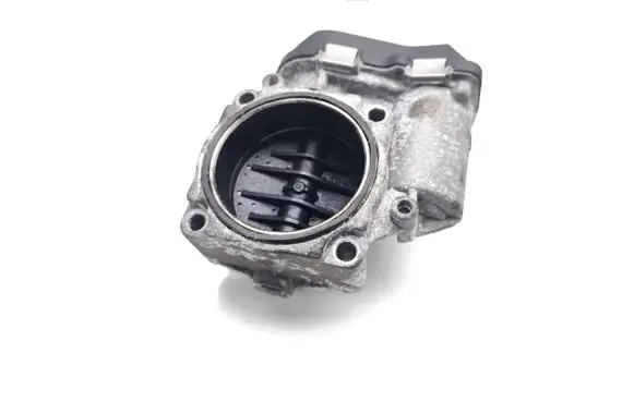 BMW 1 E81 E87 Electric throttle body valve 7561066 A2C53115534