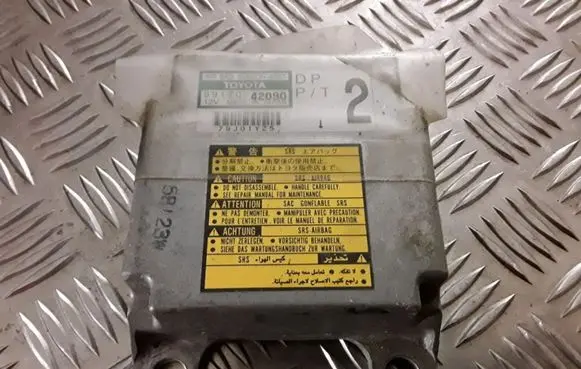 Toyota RAV 4 (XA20) Airbag control unit/module 8917042090