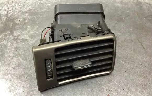 Audi A6 S6 C5 4B Dashboard side air vent grill/cover trim 4B1820901