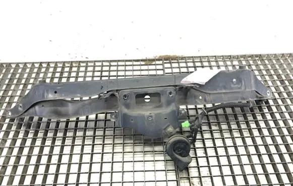 Nissan Note (E11) Front bodywork piece 