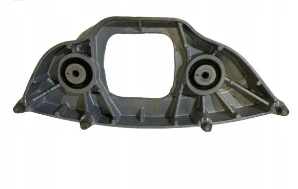 Mercedes-Benz C AMG W205 Rear differential/diff mount bracket A2053522301