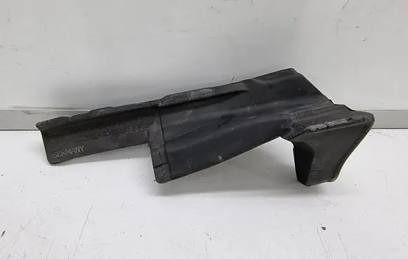 BMW 5 F10 F11 Other engine bay part 9132301 51489132301