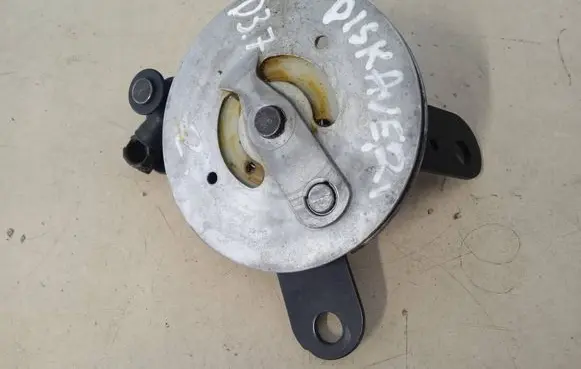 Land Rover Discovery 3 - LR3 Tailgate/trunk/boot lift motor 