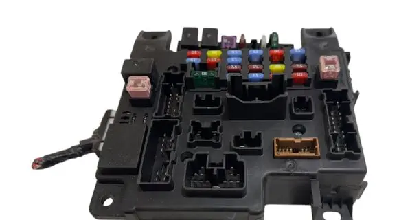 Mitsubishi Outlander Fuse box set 8637A821 6090057671