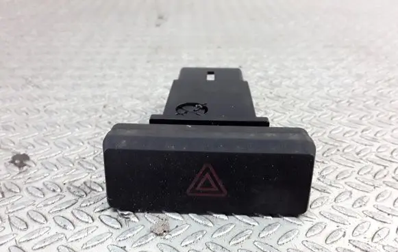 KIA Rio Hazard light switch