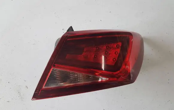 Seat Leon (5F) Rear/tail lights 5F0945208CIAUTOPI 5F0945208C