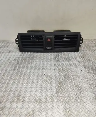 Suzuki Celerio Dashboard air vent grill cover trim 7361084M00
