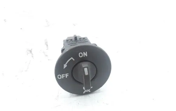 Renault Megane II Passenger airbag on/off switch 8200169589B