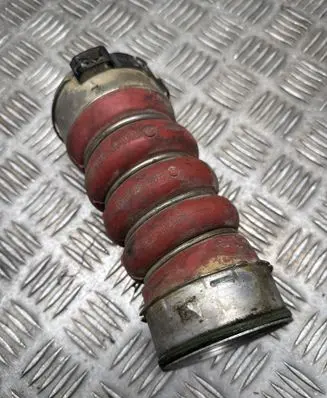 BMW X5 E70 Intercooler hose/pipe 7807987
