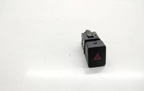 Nissan Qashqai Hazard light switch 299125472