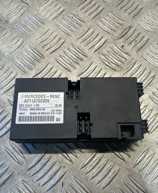 Mercedes-Benz E W211 Seat control module A2118702026