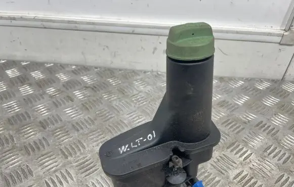 Volkswagen II LT Power steering fluid tank/reservoir