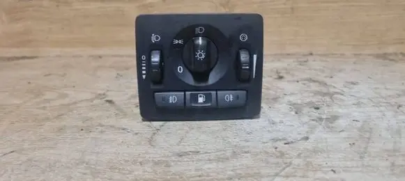 Volvo V50 Light switch 30739300