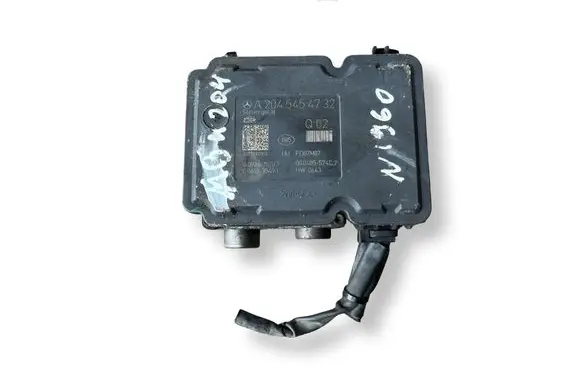 Mercedes-Benz C W204 ABS Pump A0064312612 A2045454732