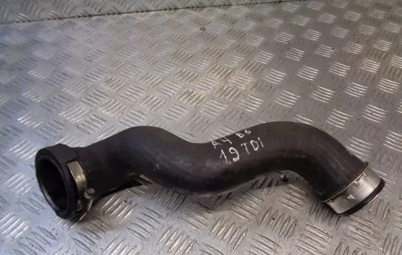 Audi A4 S4 B6 8E 8H Intercooler hose/pipe