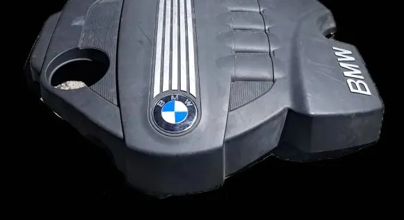 BMW 5 E60 E61 Engine cover (trim) 7797410