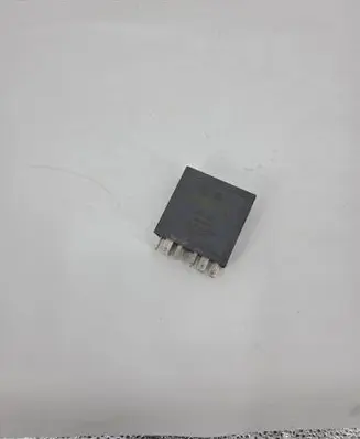 Volkswagen Golf IV Window wiper relay 1J0955531 A140703 5WK1045