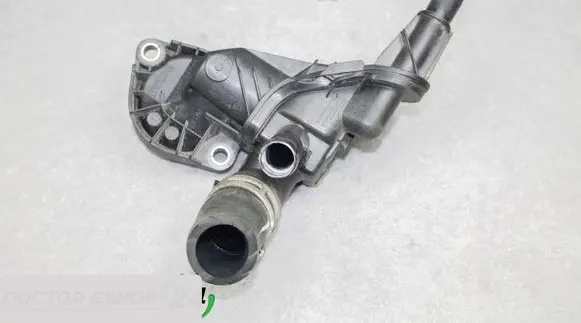 Thermostat/thermostat housing
