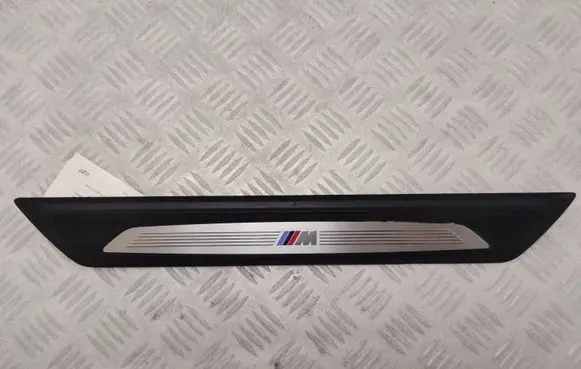 BMW 4 F36 Gran coupe Front sill trim cover 8051037