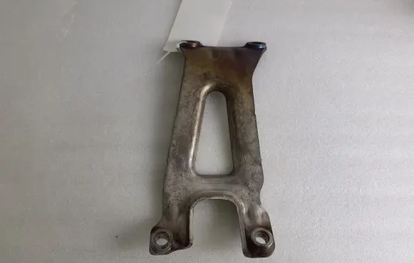 Chevrolet Camaro Muffler mount bracket/holder 12650097