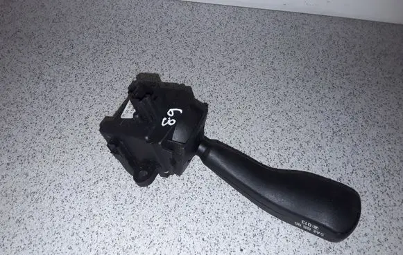 BMW 5 E39 Indicator stalk 8363662