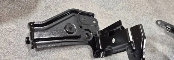 BMW 7 G70 Fender mounting bracket 5A2F563