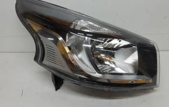 Renault Trafic III (X82) Headlight/headlamp 260109424R 1EE011410