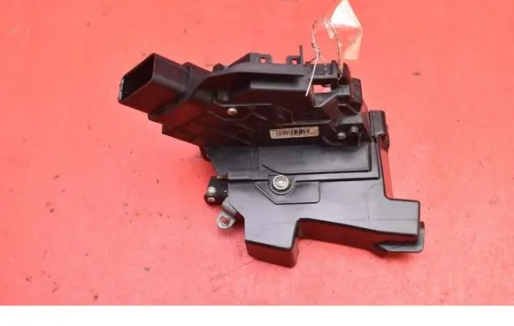 Ford Focus C-MAX Front door lock 3M5A-R21813-ET