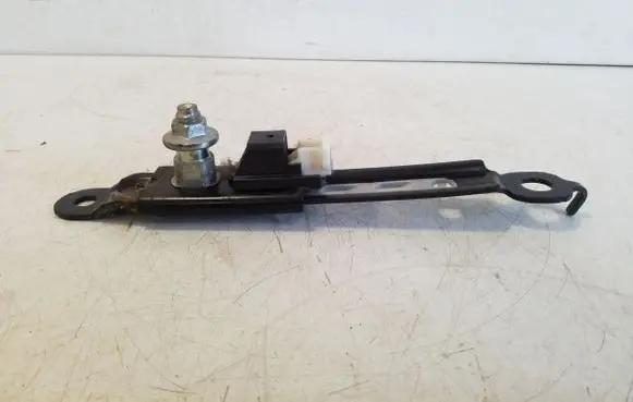 Toyota Prius (XW30) Seat belt adjustment rail 