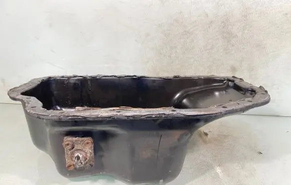 Toyota Avensis T250 Oil sump 2ad