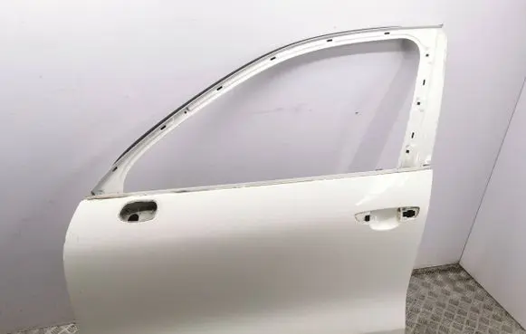Porsche Cayenne (92A) Front door