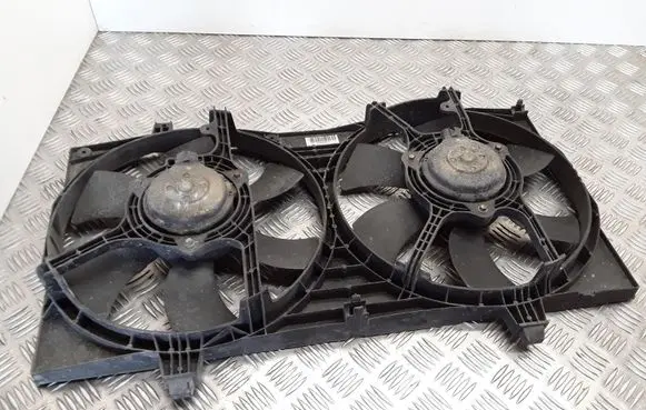 Nissan Primera Radiator cooling fan shroud ETP10357