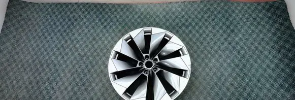 Skoda Enyaq iV R21 alloy rim 5LA601025P 5LA601025BM