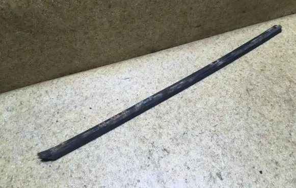 Mercedes-Benz E W124 Rubber seal rear door 