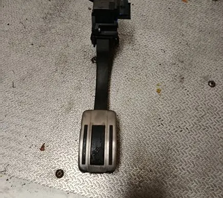 Peugeot 3008 II Accelerator throttle pedal 86ET34 7446362