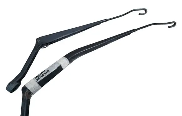 Nissan Serena Front wiper blade arm