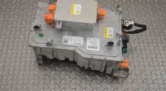 Citroen C4 II Voltage converter inverter 9838854680 9695353980
