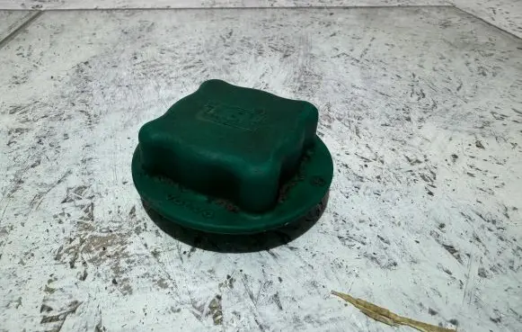 Volvo S80 Coolant expansion tank/reservoir cap 9445462