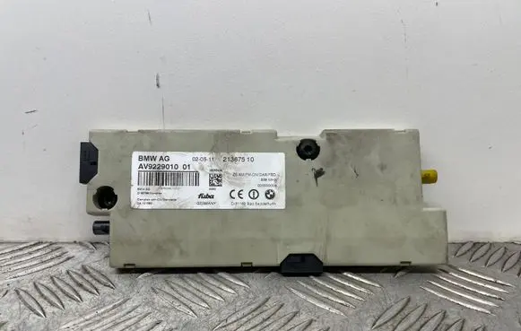 Antenna control unit