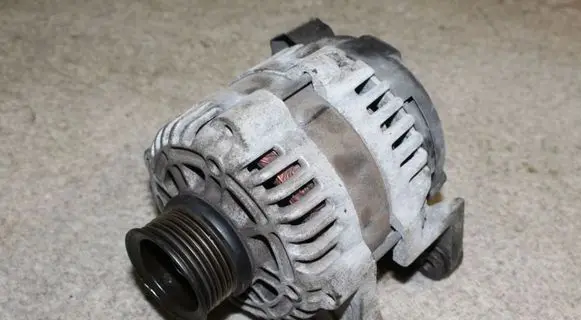 Chevrolet Cruze Generator/alternator 13502595