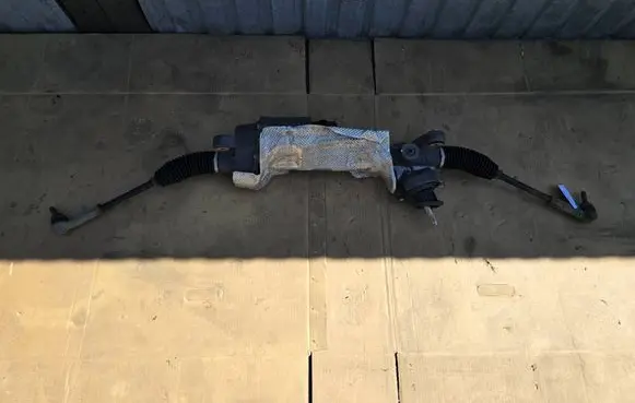Volkswagen Sharan Steering rack 3AB423050A