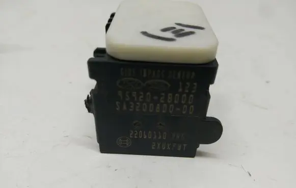 Hyundai Santa Fe Airbag deployment crash/impact sensor 95920-28000