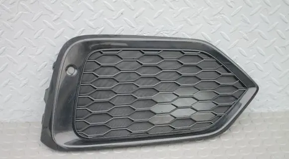 Honda Civic X Front bumper lower grill 71108