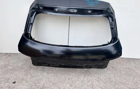 Citroen C4 Cactus Tailgate/trunk/boot lid 9800805380