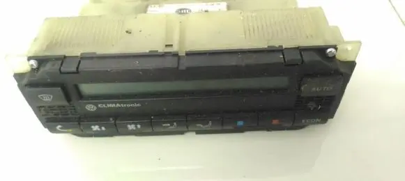 Volkswagen Golf IV Climate control unit 5hb00761710