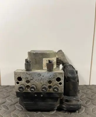 Nissan X-Trail T31 ABS Pump TD8405 75180583