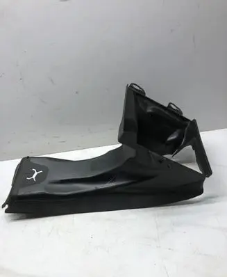 Audi A6 S6 C6 4F Intercooler air channel guide 4F0145334
