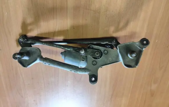 Suzuki SX4 Wiper motor 3811079J00 1593000850