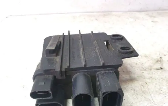 Volkswagen Transporter - Caravelle T5 Coolant fan relay 7H0959507